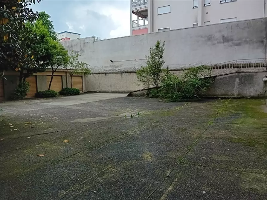 Immagine 10 di Box auto in vendita  a Milano