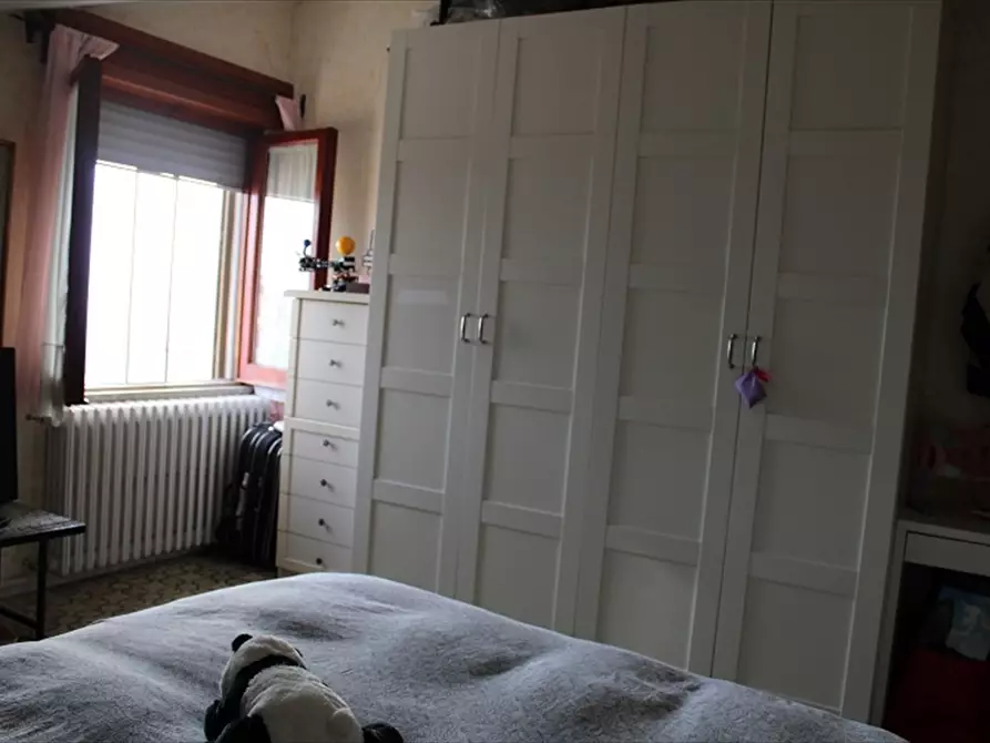 Immagine 12 di Mansarda in vendita  in Via Santa Maria in Piano n. 63 a Loreto Aprutino