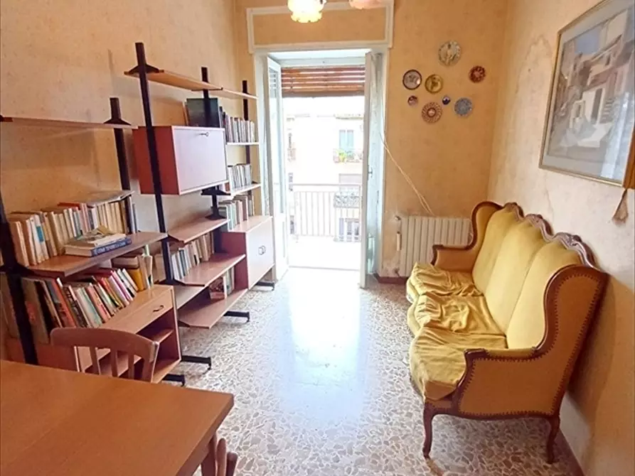Immagine 15 di Appartamento in vendita  in Viale Caprera n. 1 a Sassari