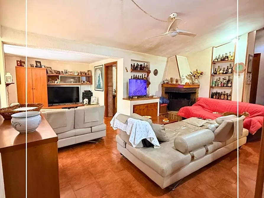 Immagine 16 di Villa in vendita  in via delfini 13 a Taranto