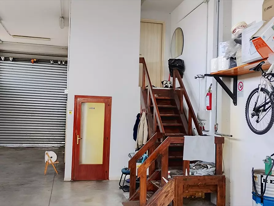 Immagine 8 di Capannone industriale in vendita  in via Penne a Chieti