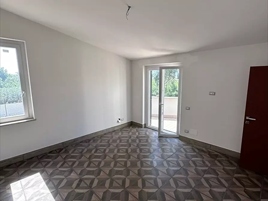 Immagine 16 di Villa in vendita  in via odino a Anzio