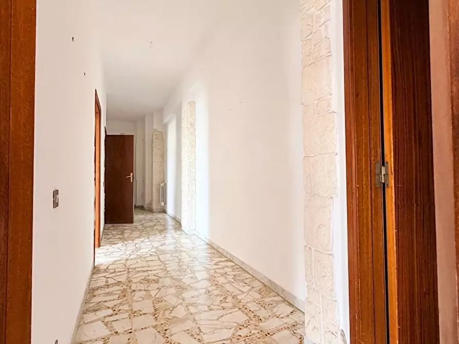 Immagine 7 di Appartamento in vendita  in via sibari 4 a Taranto