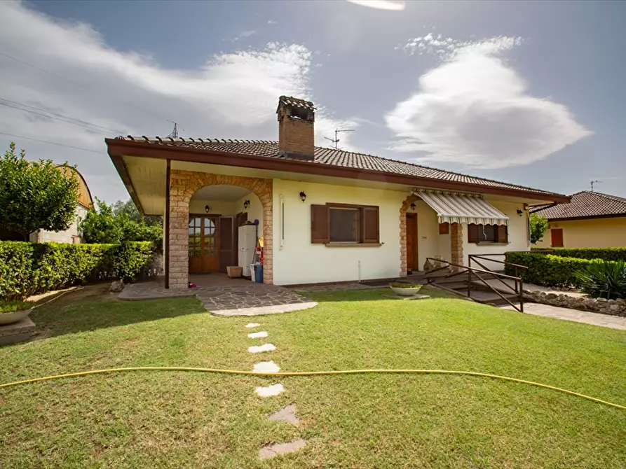 Immagine 23 di Villa in vendita  in C.da S. Cecilia,3 a Francavilla Al Mare