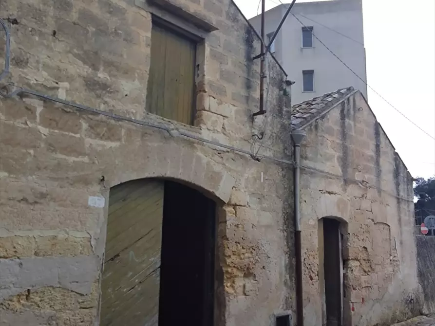 Immagine 1 di Casa indipendente in vendita  a Valderice
