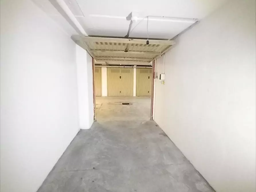 Immagine 21 di Garage in vendita  in Via Gennargentu n. SNC a Sassari