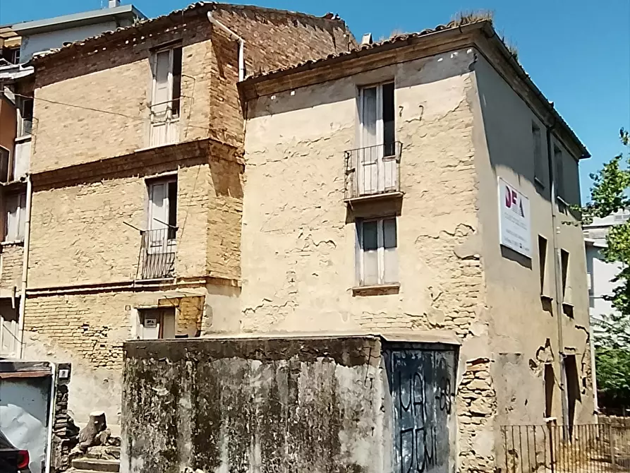 Immagine 7 di Appartamento in vendita  in Via Picena a Chieti