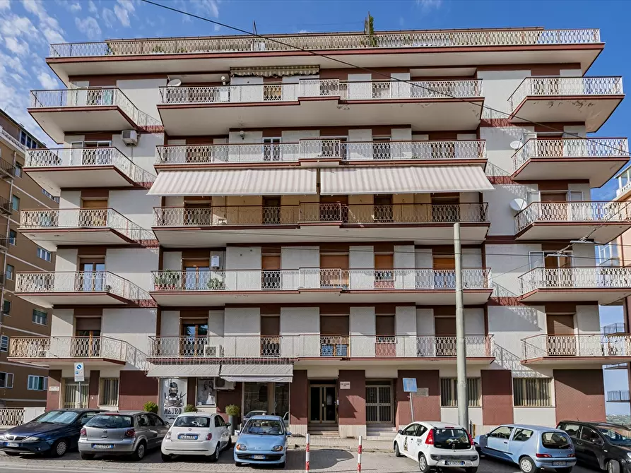 Immagine 1 di Appartamento in vendita  in VIA F.SALOMONE 99 a Chieti