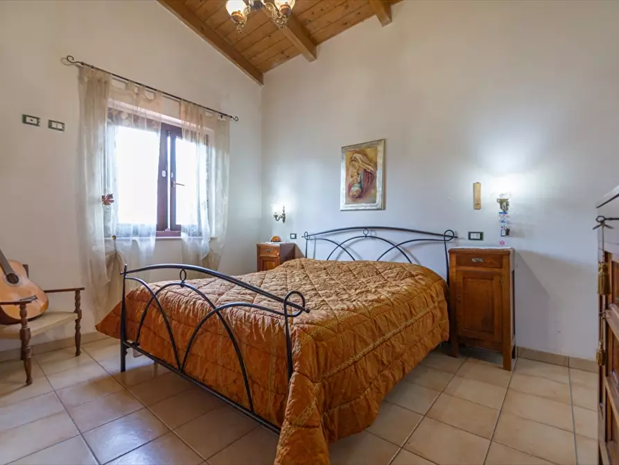 Immagine 7 di Villa in vendita  a Vicoli