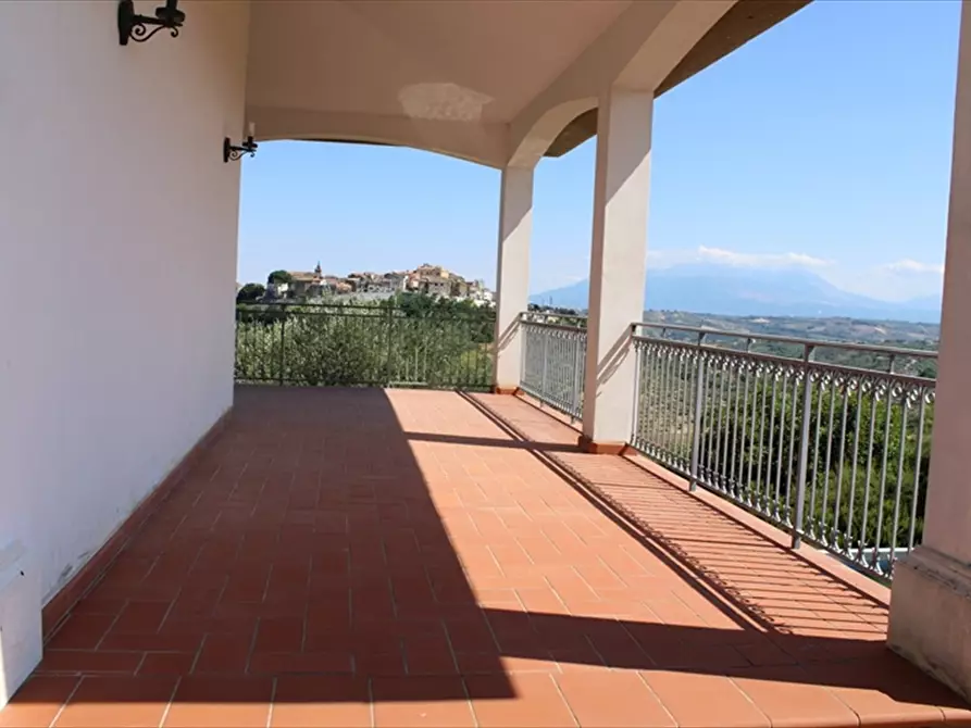 Immagine 4 di Casa indipendente in vendita  in Via Belvedere 27 a Collecorvino