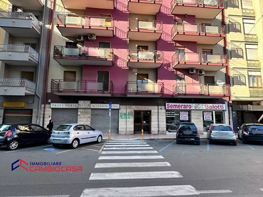 Immagine 1 di Appartamento in vendita  in via cesare battisti 155 a Taranto