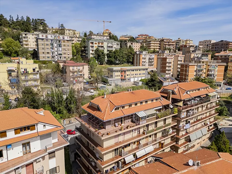 Immagine 5 di Appartamento in vendita  in Via Gen. Spatocco a Chieti