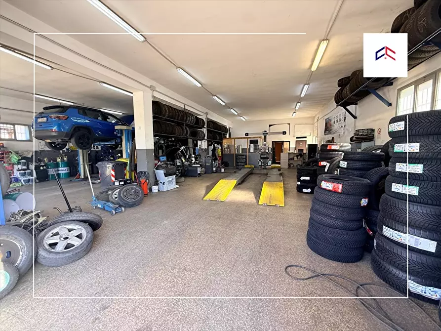 Immagine 7 di Laboratorio in affitto  in via bucaneve 20 a Taranto