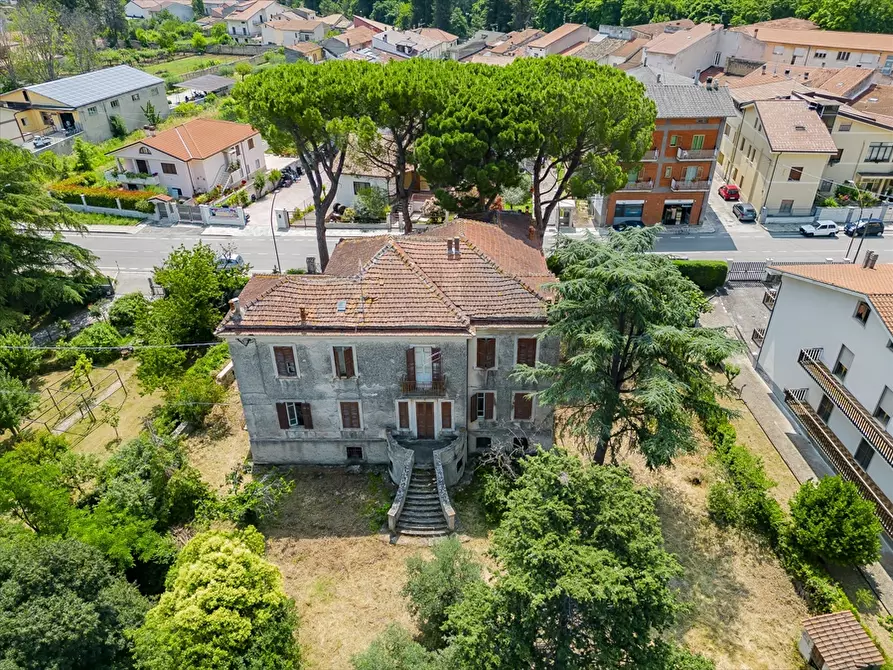 Immagine 2 di Villa in vendita  in Via Corfinio a Raiano