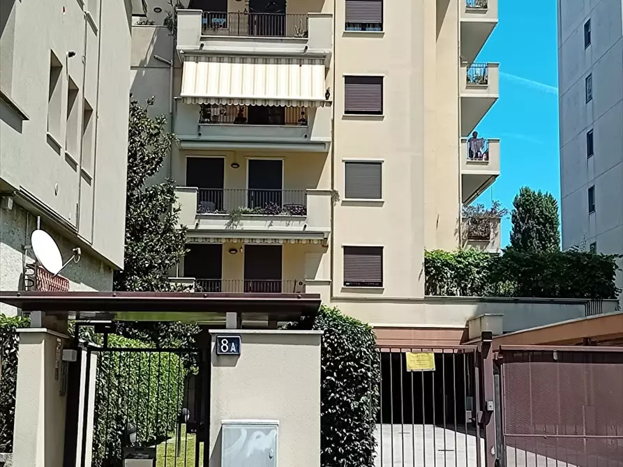 Immagine 26 di Appartamento in affitto  a Milano
