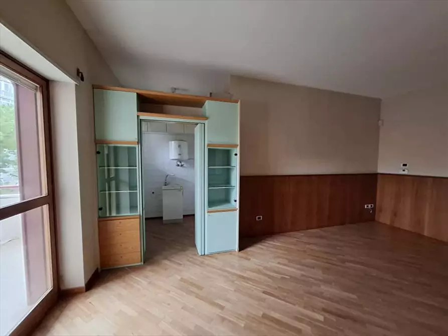 Immagine 9 di Appartamento in vendita  in Via Robert Schuman, 15 a Bari