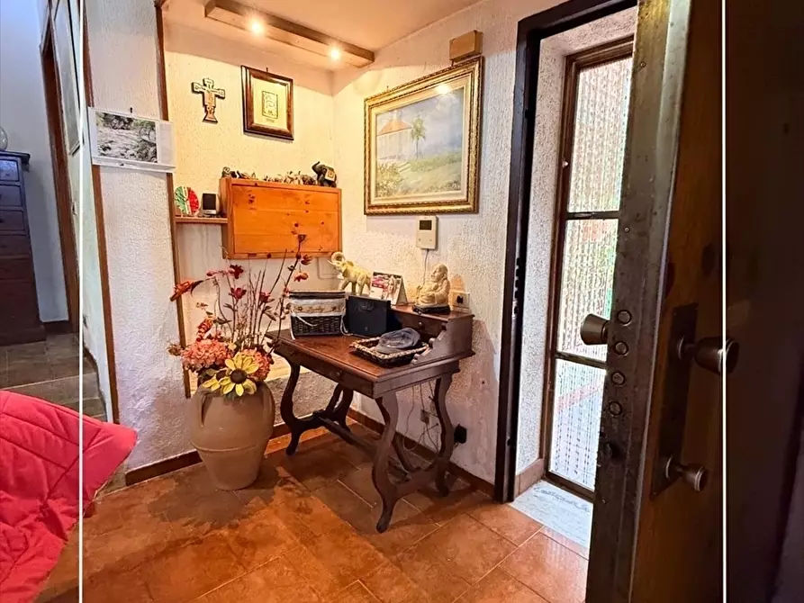 Immagine 15 di Villa in vendita  in via delfini 13 a Taranto