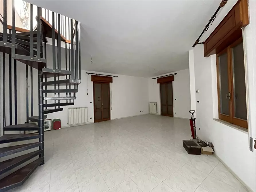 Immagine 14 di Casa indipendente in vendita  in Via Michetti a Scafa