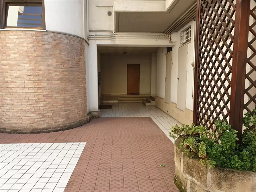 Immagine 18 di Appartamento in vendita  a Chieti
