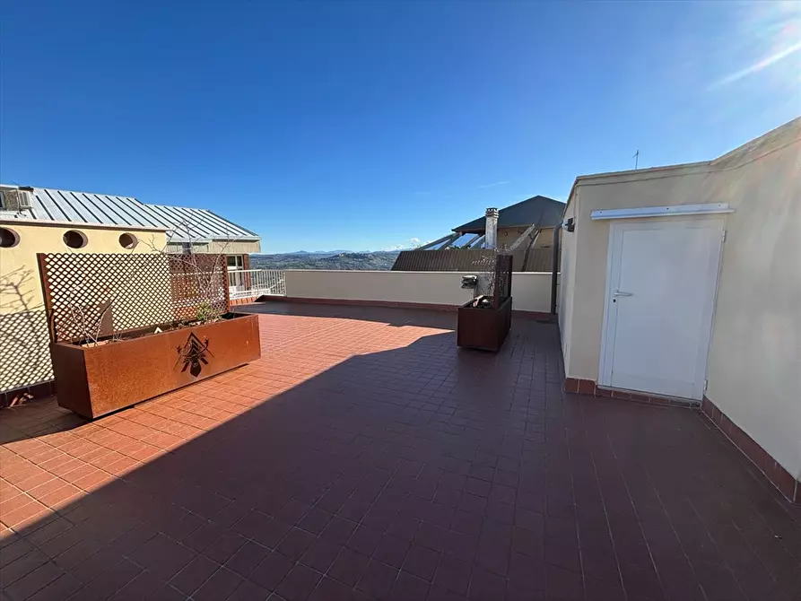 Immagine 27 di Appartamento in vendita  in via pianell 83 a Chieti