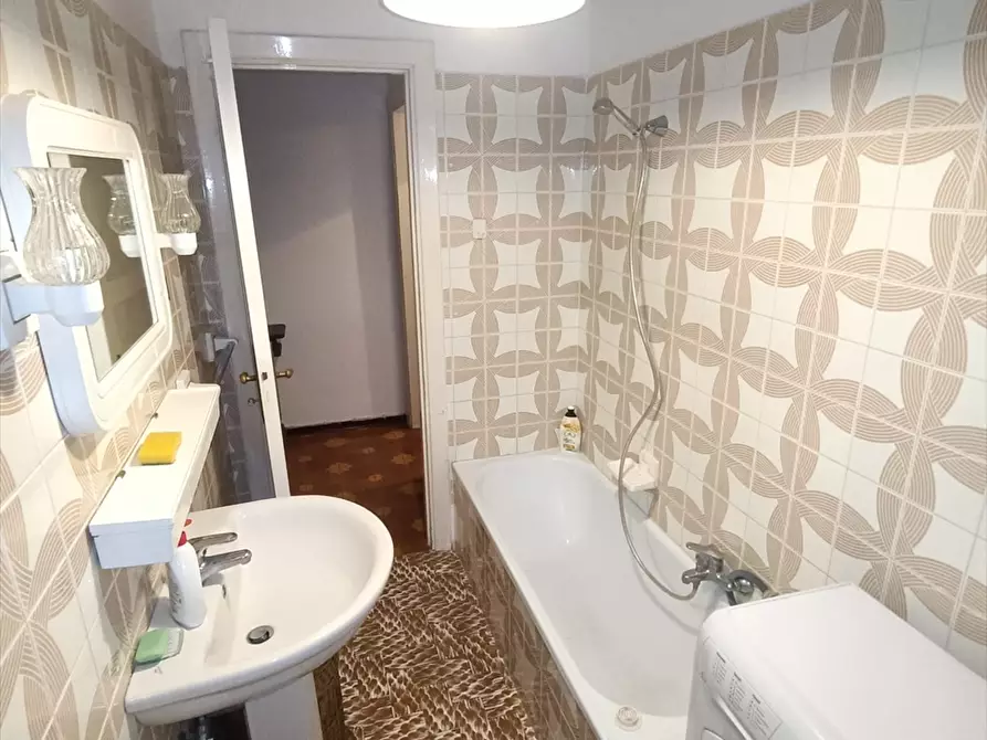 Immagine 11 di Appartamento in vendita  in VIA SPAVENTA  a Pescara