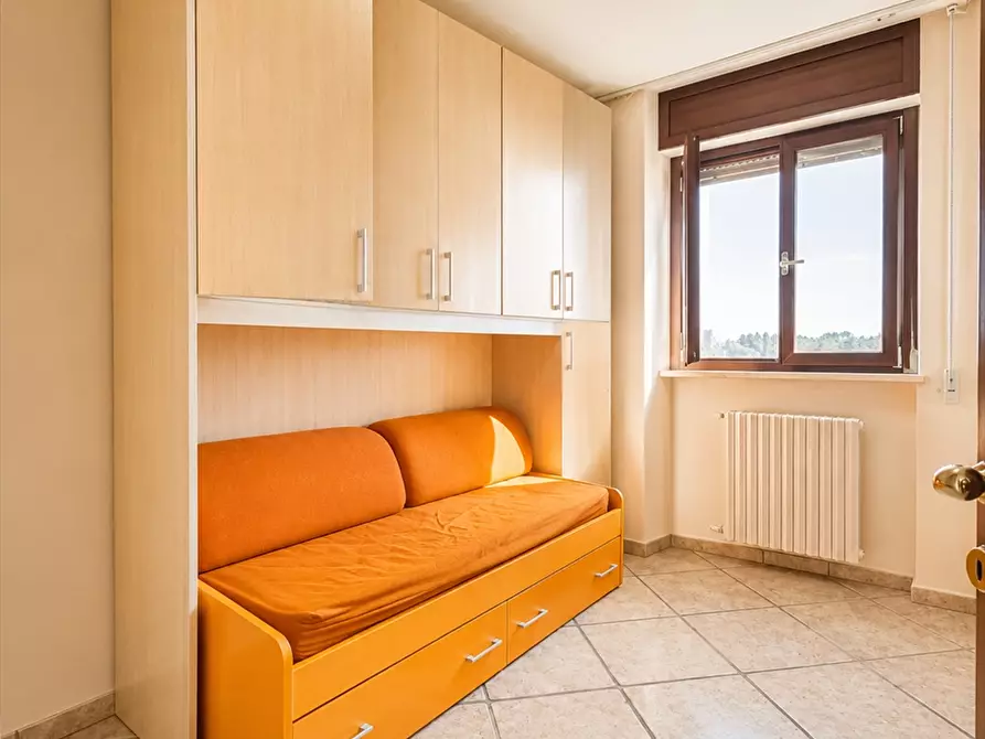 Immagine 14 di Appartamento in affitto  in via federico secondo  a Taranto