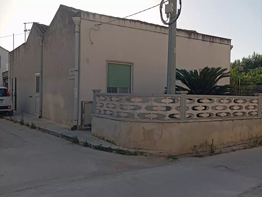 Immagine 1 di Casa indipendente in vendita  in via sandro pertini a Paceco