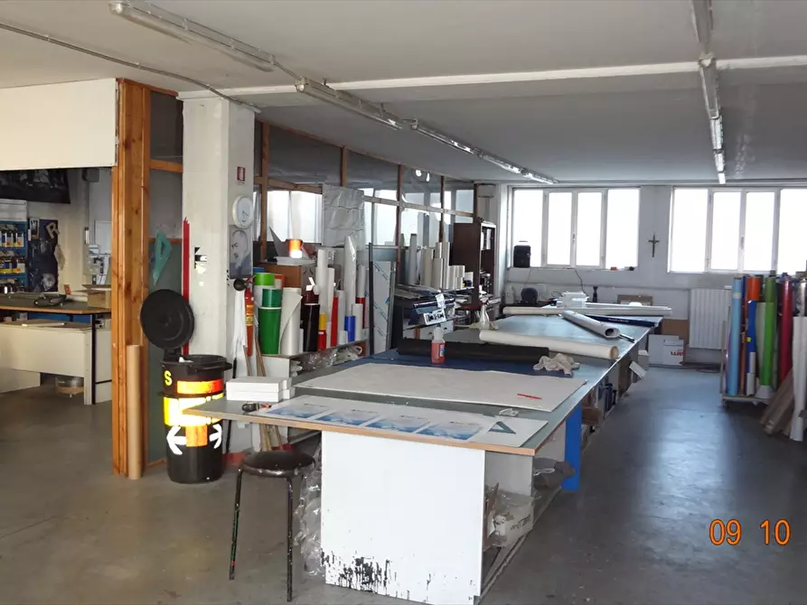 Immagine 10 di Capannone industriale in vendita  in Via Po a San Giovanni Teatino