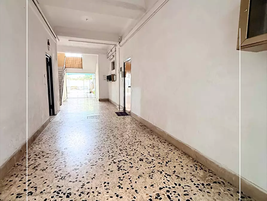 Immagine 2 di Appartamento in vendita  in via padre morone 31 a Taranto