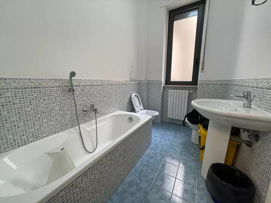 Immagine 25 di Appartamento in vendita  in via spaventa a Chieti