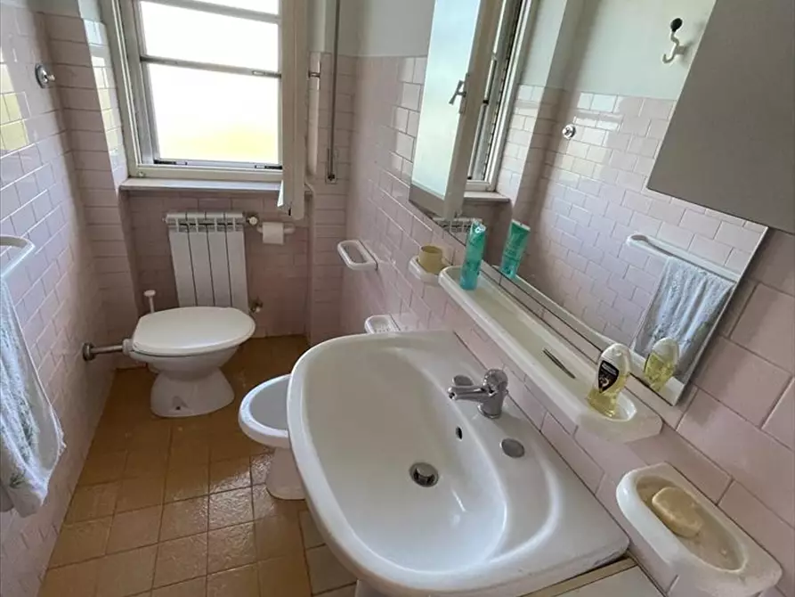 Immagine 18 di Appartamento in vendita  in Via Picena a Chieti