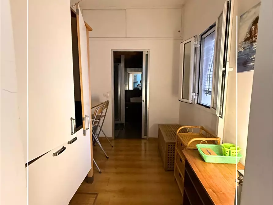 Immagine 10 di Appartamento in vendita  in VIA OBERDAN 83 a Taranto