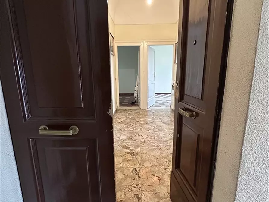 Immagine 11 di Appartamento in vendita  in Piazza Giuseppe Garibaldi 14 a Chieti