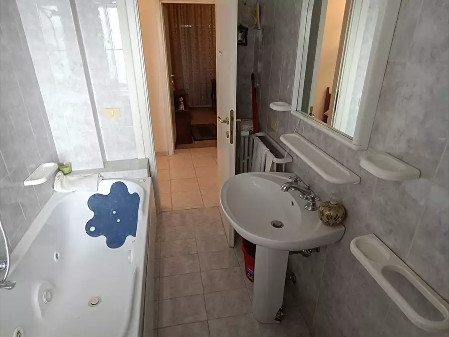 Immagine 21 di Appartamento in vendita  in Via Papa Giovanni XXIII a Chieti
