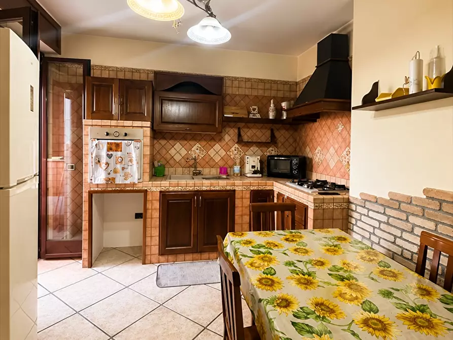 Immagine 10 di Appartamento in affitto  in via federico secondo  a Taranto