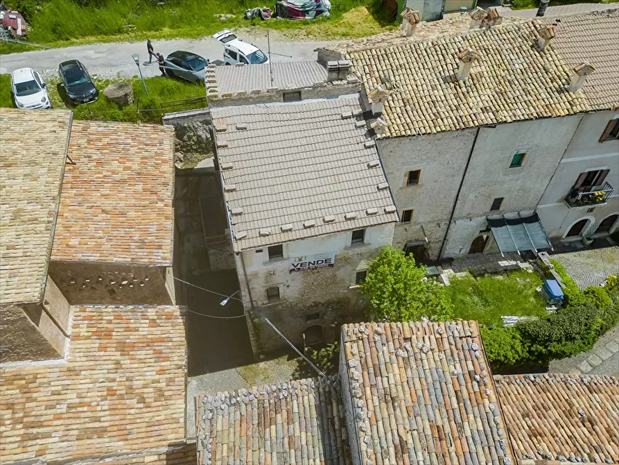 Immagine 12 di Appartamento in vendita  a Santo Stefano Di Sessanio