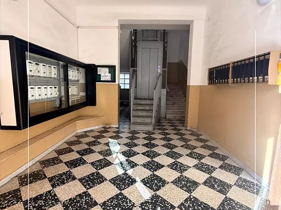 Immagine 8 di Appartamento in vendita  in via dario lupo 46 a Taranto