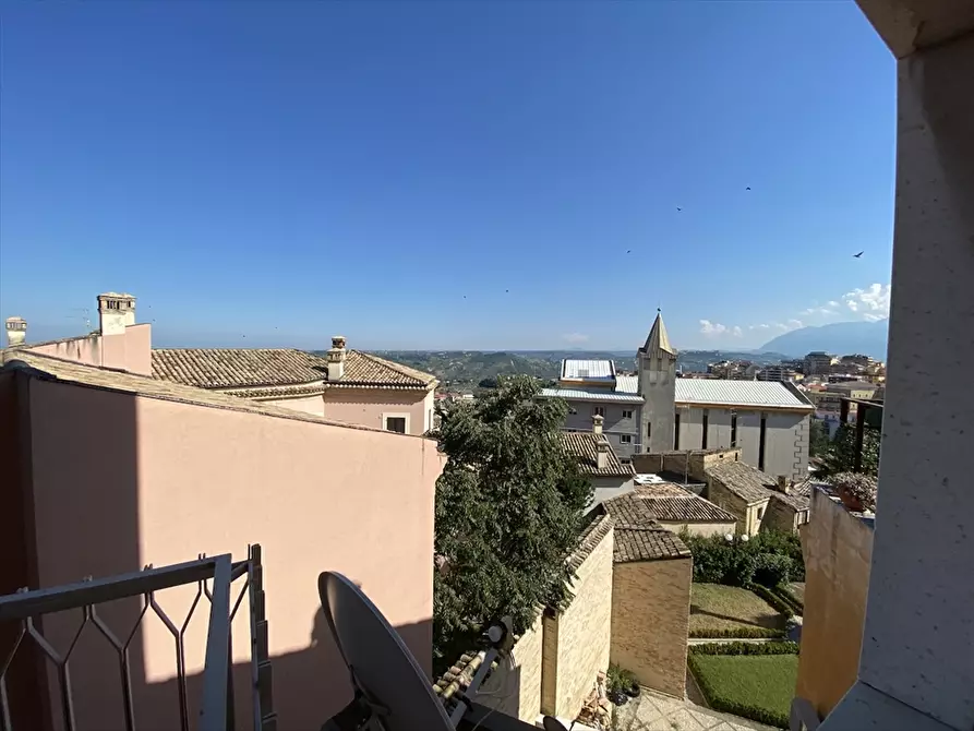 Immagine 10 di Appartamento in vendita  in via francesco viaggi 7 a Chieti