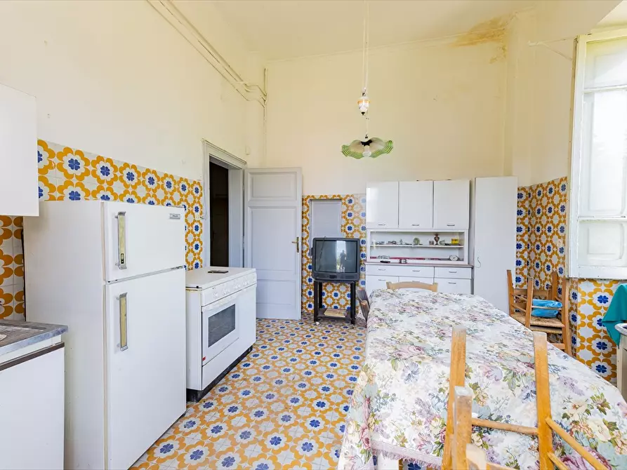 Immagine 15 di Villa in vendita  in Via Corfinio a Raiano