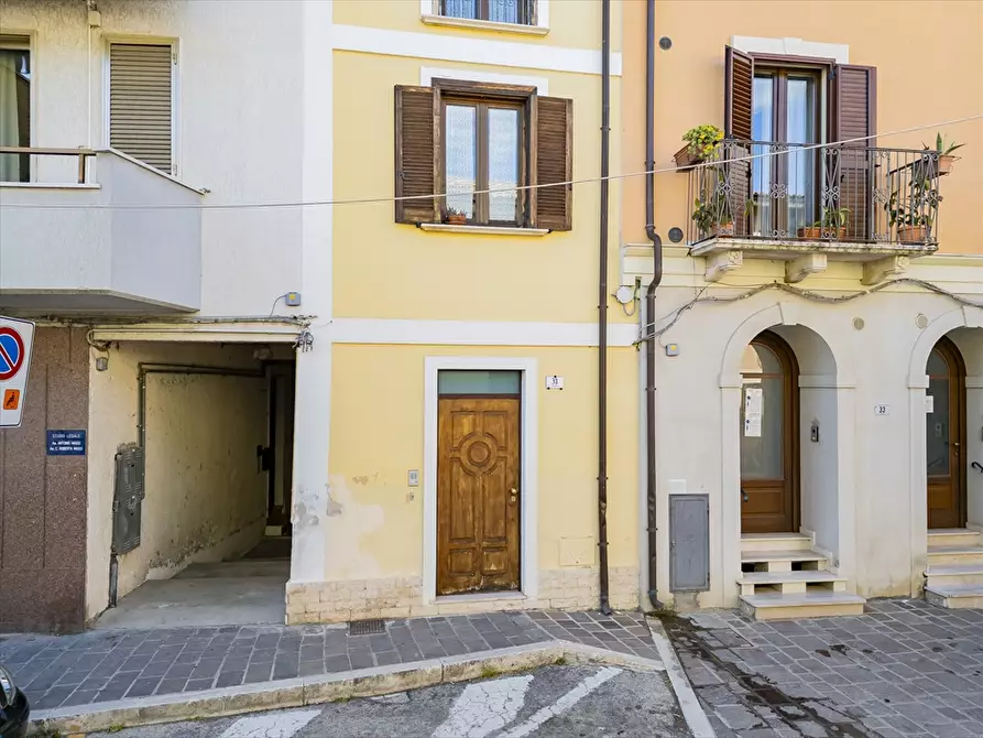 Immagine 1 di Casa indipendente in vendita  in Via Roma  a Ripa Teatina
