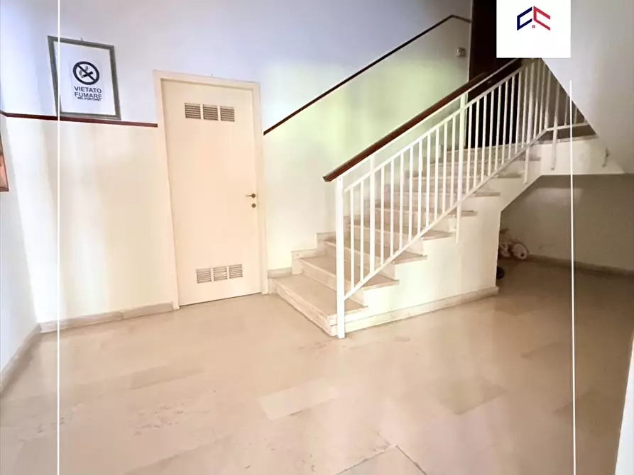 Immagine 5 di Appartamento in vendita  in piazza brodolini 214 a Taranto