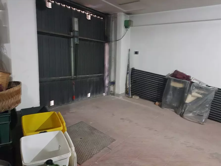 Immagine 9 di Palazzo in vendita  in Largo Fra Pantaleo a Palagiano