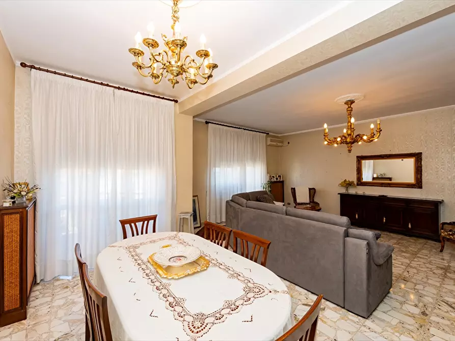 Immagine 5 di Appartamento in vendita  in Via Colazilli a Chieti