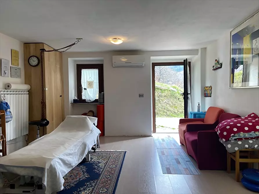 Immagine 21 di Villa in vendita  in CASACASTALDA VOCABOLO PALOMBARA 11 a Valfabbrica