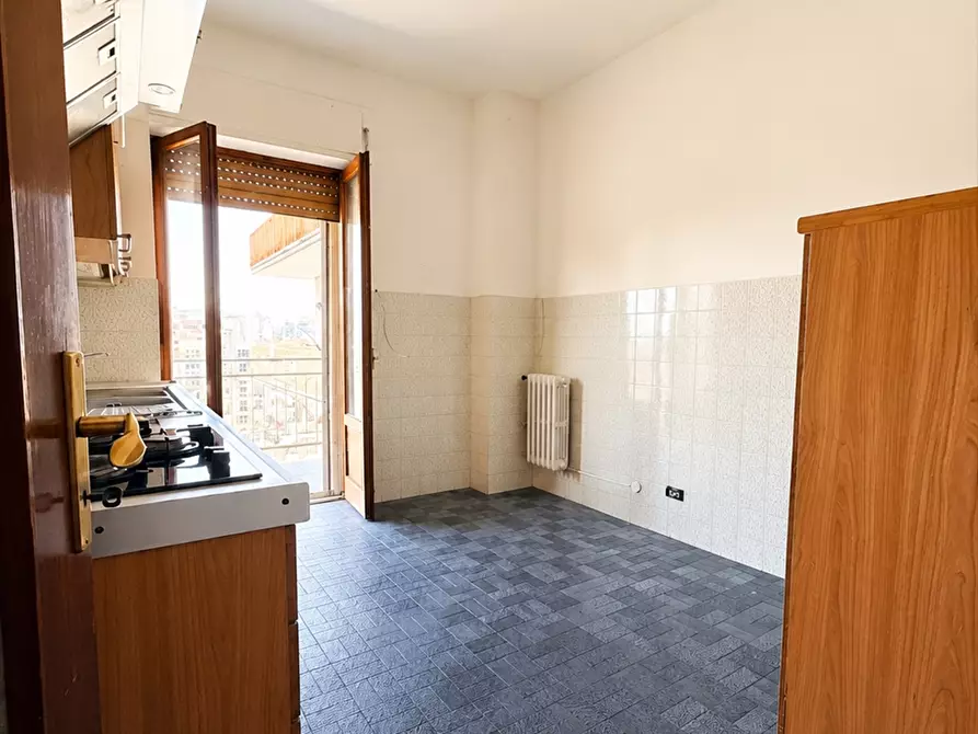 Immagine 8 di Appartamento in vendita  in via sibari 4 a Taranto