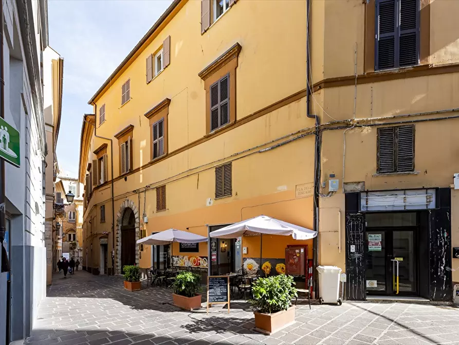 Immagine 3 di Ufficio in affitto  in Via Cesare De Lollis a Chieti