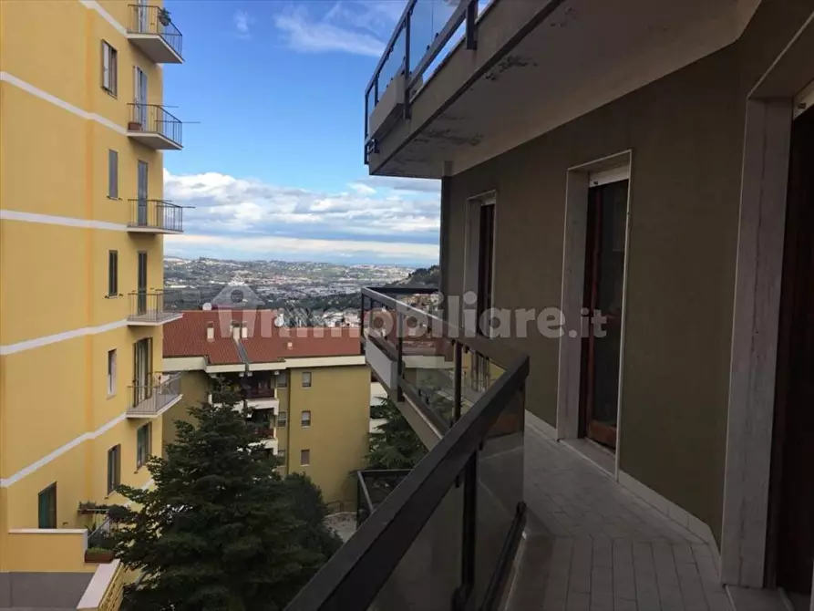 Immagine 6 di Appartamento in vendita  in Via Silvino Olivieri a Chieti
