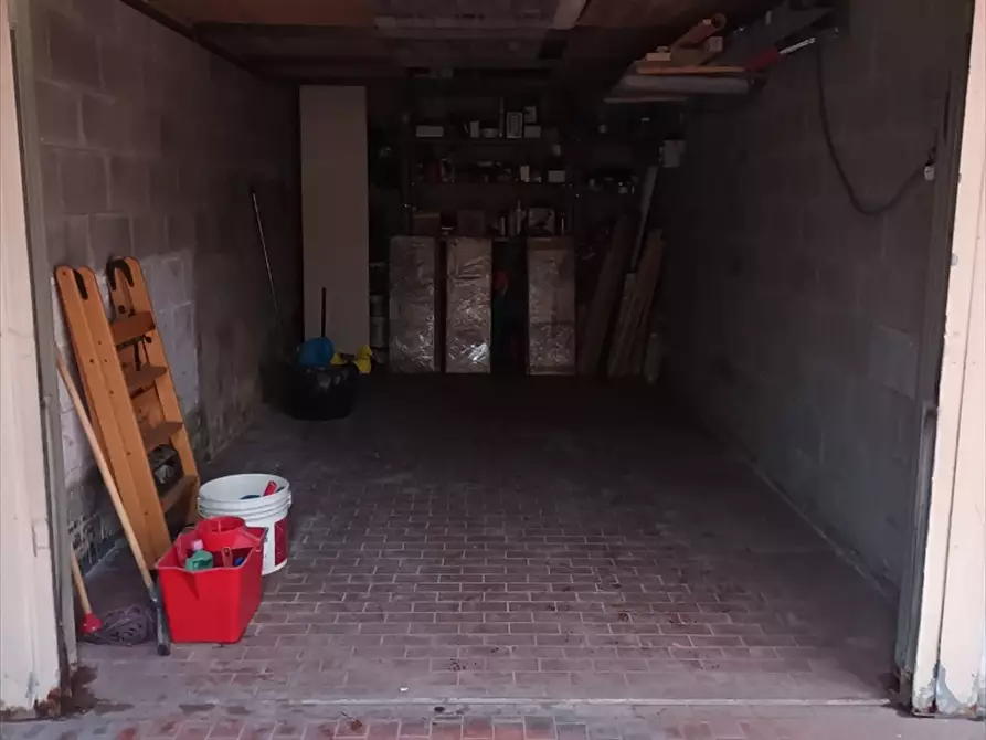 Immagine 14 di Box auto in affitto  a Milano