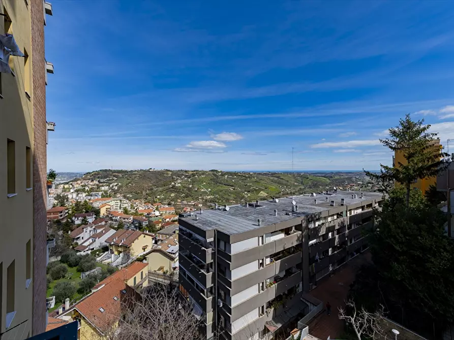 Immagine 26 di Appartamento in vendita  in Via Federico Salomone, 3 a Chieti