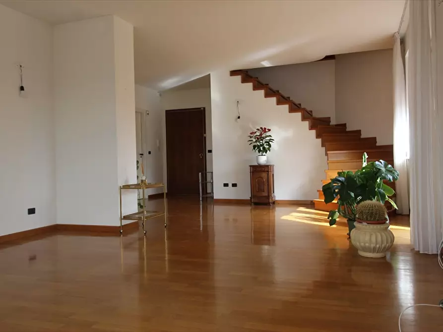 Immagine 1 di Appartamento in vendita  in Corso Acqui a Alessandria